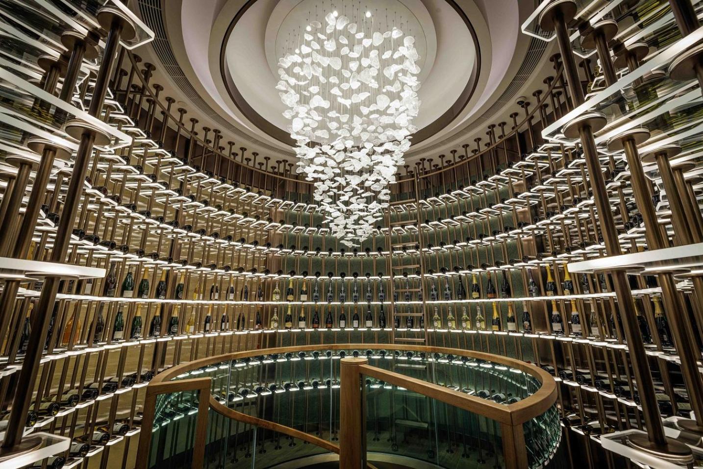 New World Millennium Hong Kong Hotel Eksteriør bilde The staircase